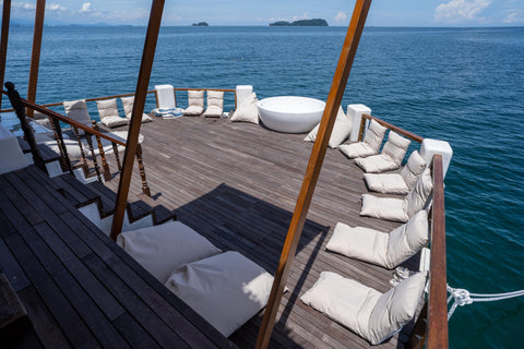 Yacht Island Cruise - Tunku Abdul Rahman Park 5 Islands + Floating Club House @ Gaya Island