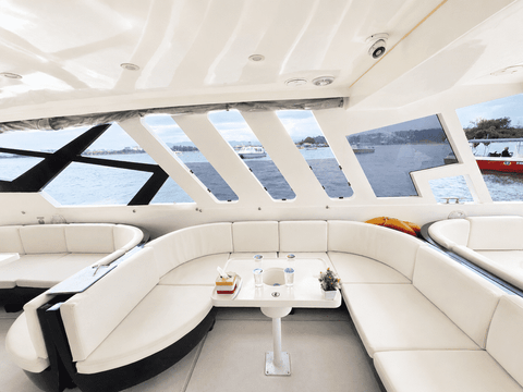 雪地游艇