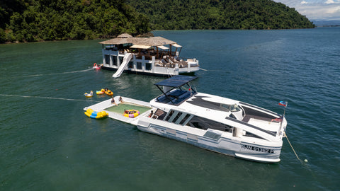 Yacht Island Cruise - Tunku Abdul Rahman Park 5 Islands + Floating Club House @ Gaya Island